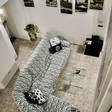 Blue House - 150 Mt Dalla *